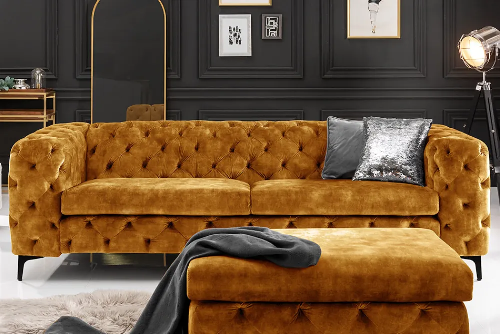 Riess-Ambiente Sitzhocker|Samt Möbel > Chesterfield Hocker MODERN BAROCK 90cm senfgelb Samt Sitzhocker Fußhocker