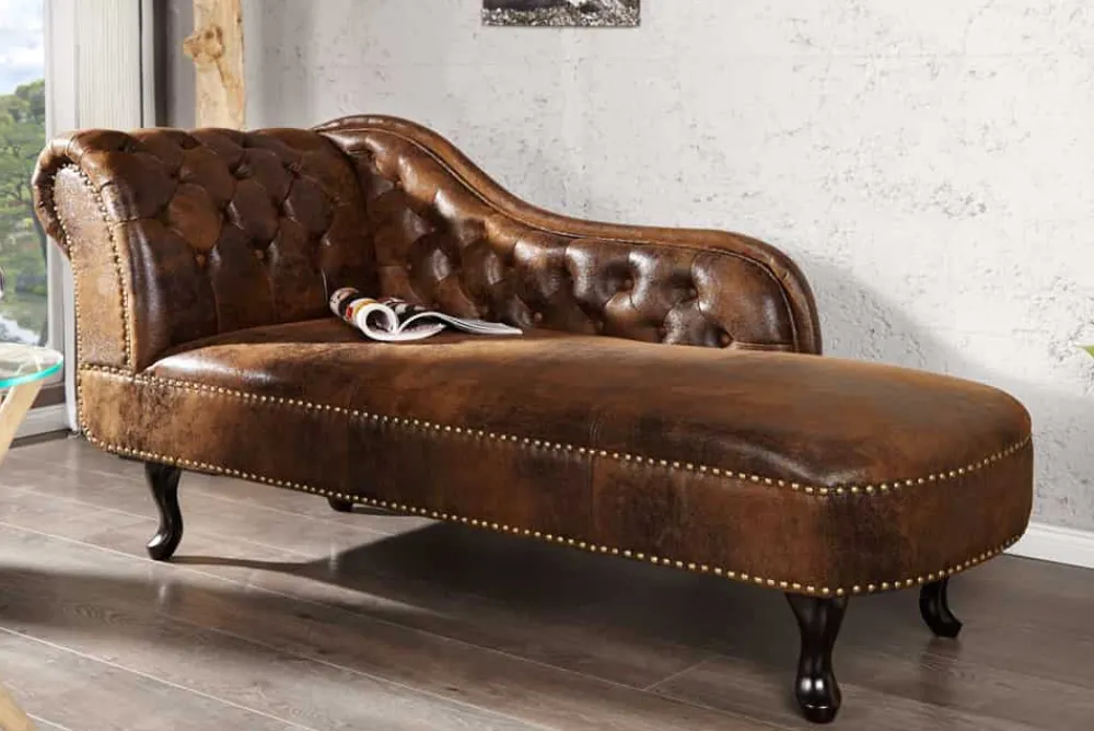 Riess-Ambiente Liegen > Chesterfield Récamière 170cm antik braun mit Knopfheftung und Nietenbesatz