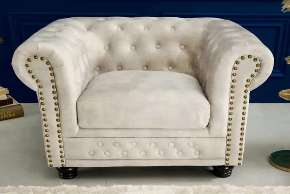 Riess-Ambiente Sessel|Samt Möbel > Chesterfield Sessel 110cm Samt champagner beige mit Knopfheftung und Federkern