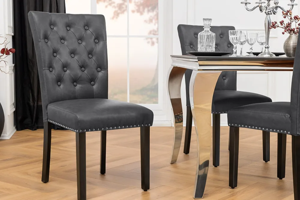 Riess-Ambiente Stühle > Chesterfield Stuhl CASTLE schwarz Kunstleder Gummiholz Ziernieten