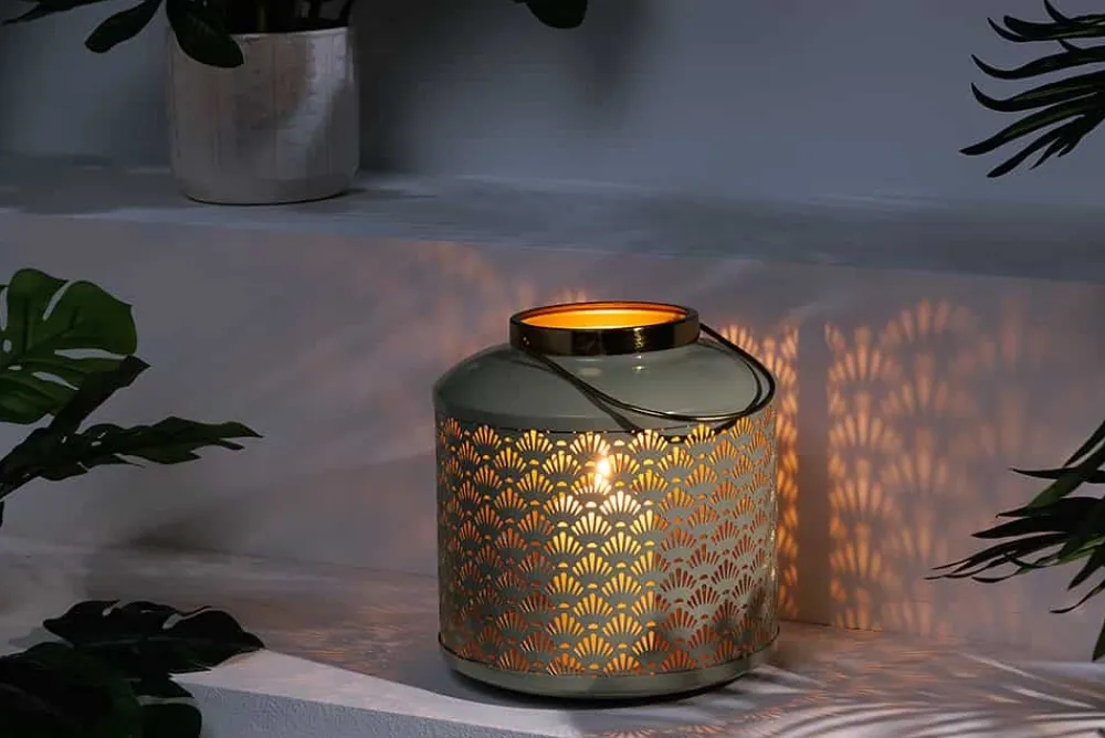 Riess-Ambiente Dekoration|Kerzenständer > Deko Windlicht CANDLELIGHT 20cm beige-grün Metall handmade Laterne