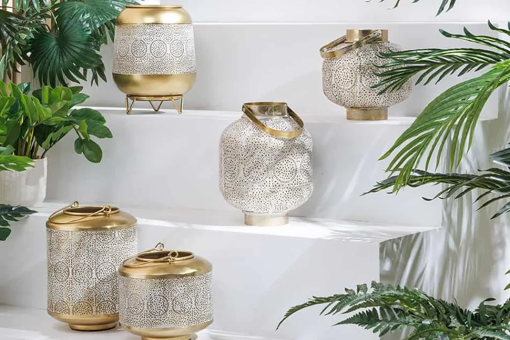 Riess-Ambiente Dekoration|Goldene Möbel > Deko Windlicht ORIENT 25cm gold Metall mit Patina handmade Laterne