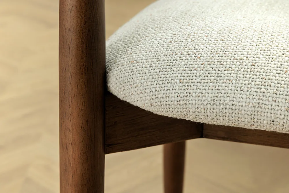 Riess-Ambiente Mehr...|Massivholzstühle > Design Armlehnen-Stuhl KENNEDY braun smoke creme aus recycelter Pinie mit Polstersitz