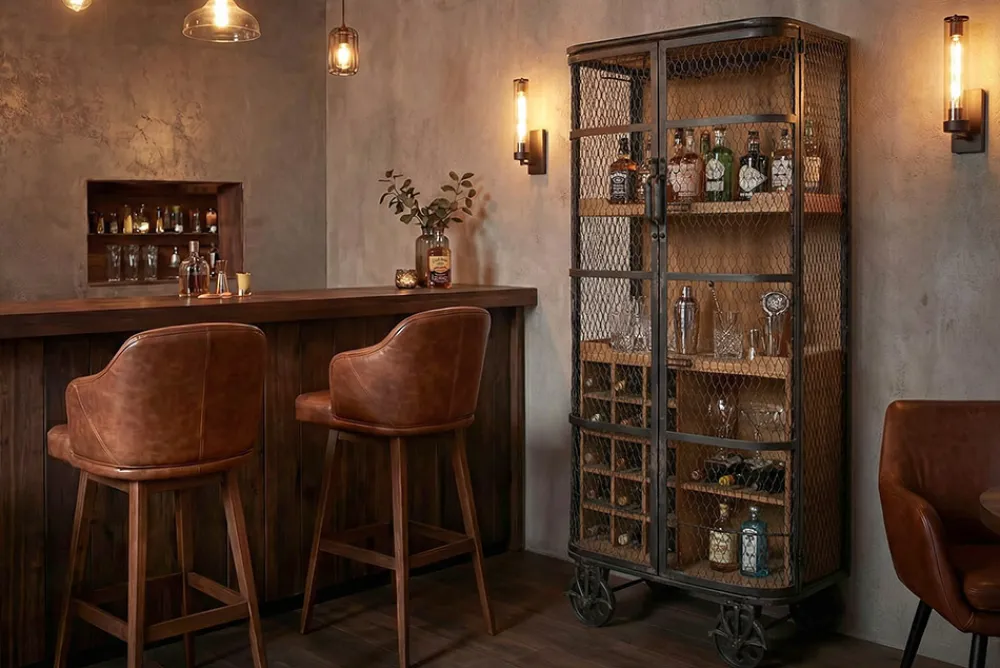 Riess-Ambiente Industrial Loft|Barschränke > Design Barschrank LOFT 150cm natur Pinienholz Metall mit Flaschenregal