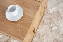 Riess-Ambiente Mehr...|Couchtische > Design Beistelltisch CASTLE 45cm natur Wildeiche Massivholz geölt Sitzhocker