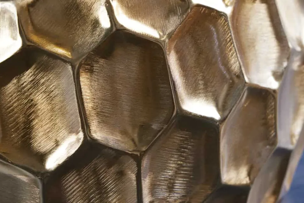 Riess-Ambiente Beistelltische|Goldene Möbel > Design Beistelltisch ORGANIC ORIENT 55cm gold Metall Hammerschlag Nachttisch handmade rund