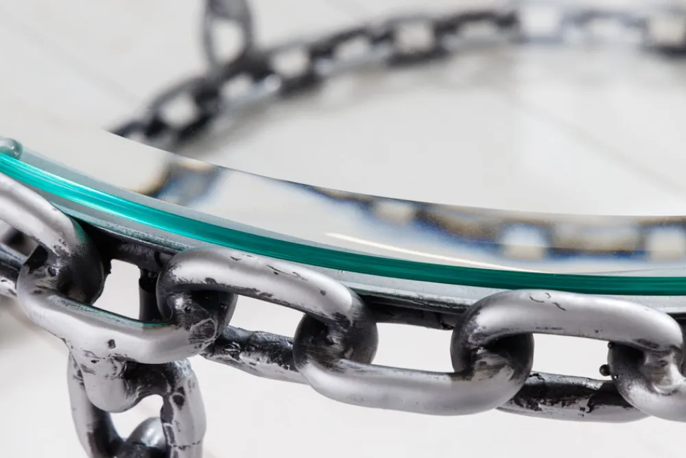 Riess-Ambiente Couchtische & Truhen > Design Couchtisch CHAINS 65cm silber handmade Metall rund Glasplatte Kettengestell