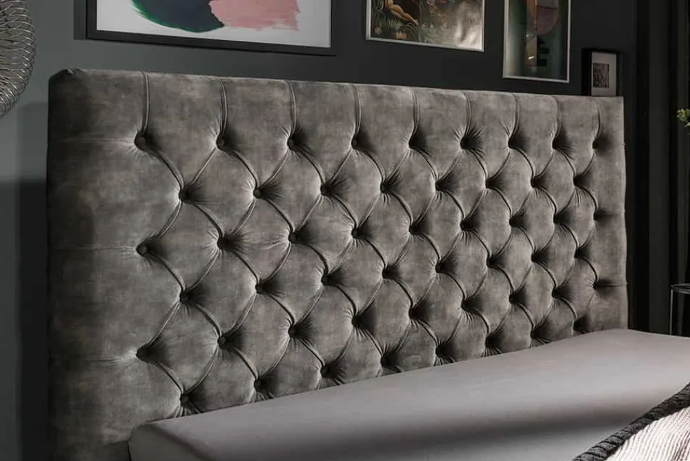 Riess-Ambiente Polsterbetten|Samt Möbel > Design Doppelbett PARIS 180x200cm grau Samt Chesterfield
