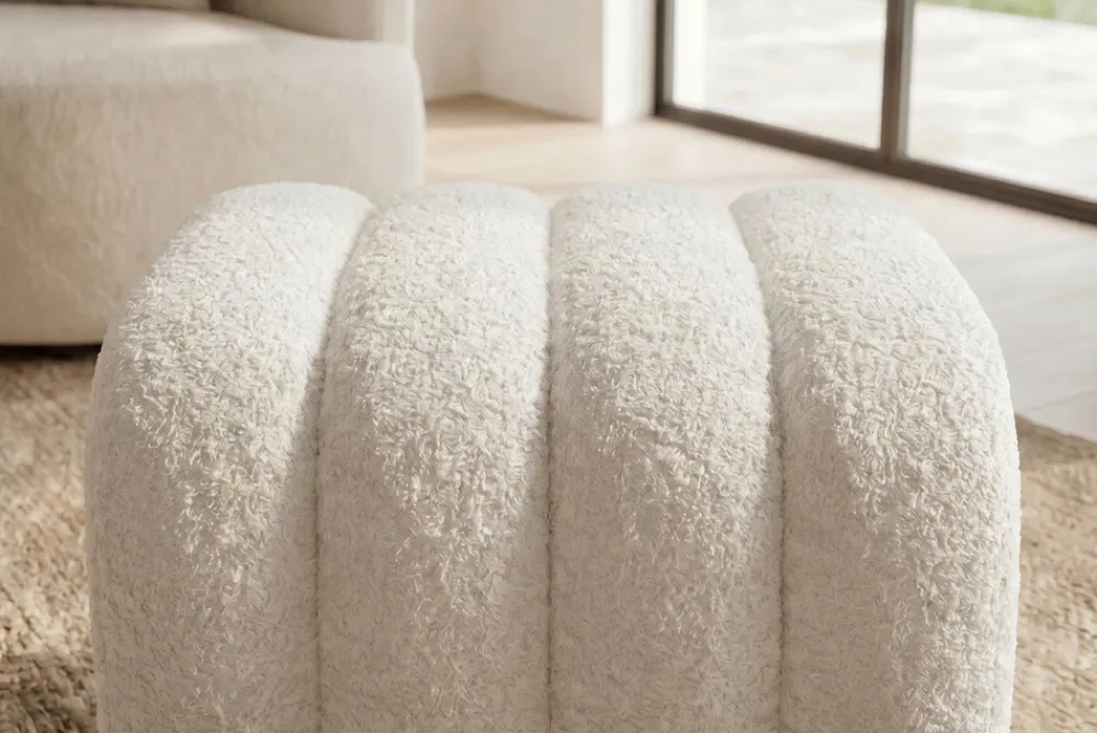 Riess-Ambiente Sitzhocker > Design Polsterhocker VOGUE 40cm beige Bouclé Sitzhocker