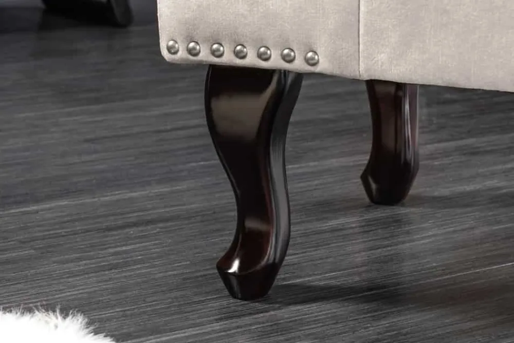 Riess-Ambiente Sitzhocker|Samt Möbel > Design Sitzhocker CHESTERFIELD 80cm champagner beige Samt Knopfheftung Nietenbesatz