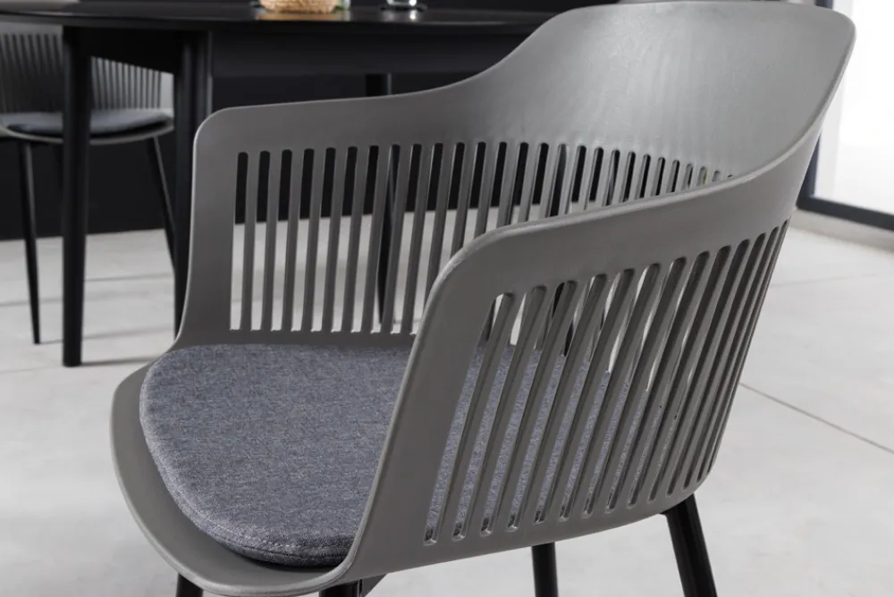 Riess-Ambiente Skandinavisch|Retro Möbel > Design Stuhl AIRE grau Kunststoff Stahlgestell Indoor Outdoor inkl. Kissen