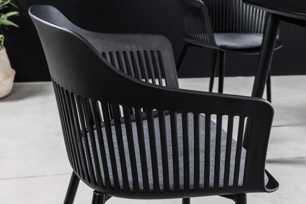 Riess-Ambiente Skandinavisch|Retro Möbel > Design Stuhl AIRE schwarz Kunststoff Stahlgestell Indoor Outdoor inkl. Kissen