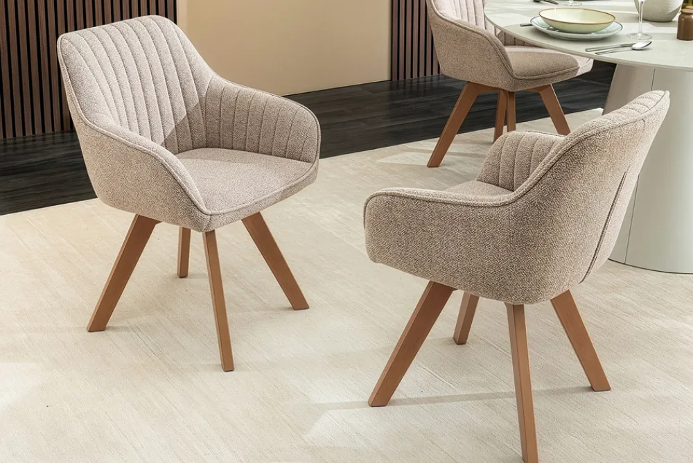 Riess-Ambiente Skandinavisch|Stühle > Design Stuhl LIVORNO beige Strukturstoff Massivholzbeine drehbar Auto-Return-Funktion