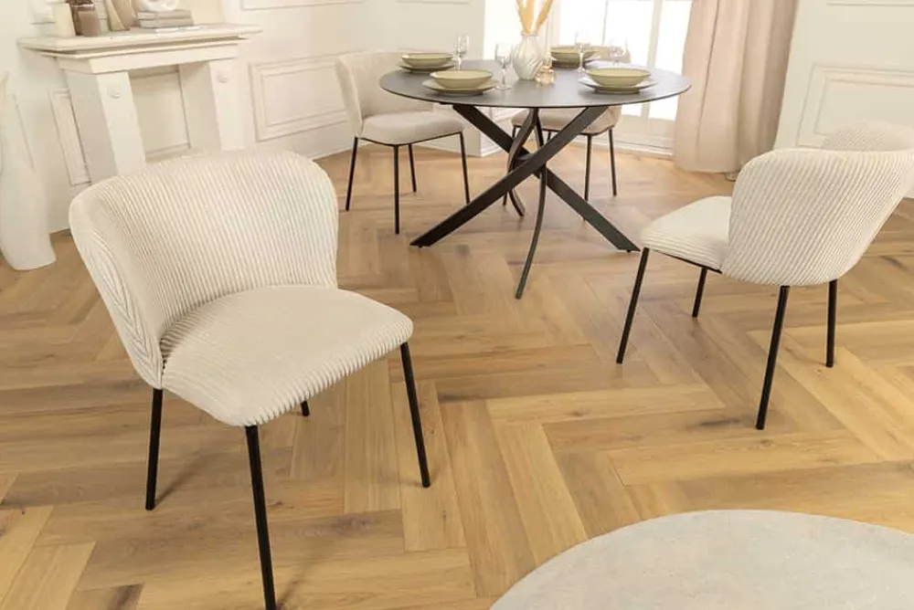 Riess-Ambiente Skandinavisch|Retro Möbel > Design Stuhl LYON beige Cord schwarze Metallbeine