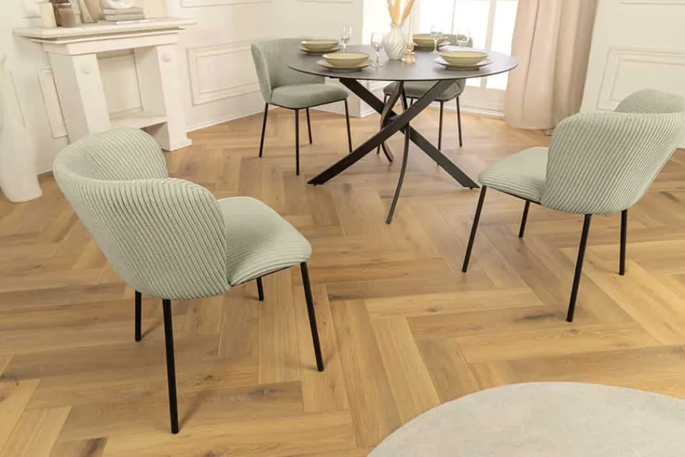 Riess-Ambiente Skandinavisch|Retro Möbel > Design Stuhl LYON mint Cord schwarze Metallbeine