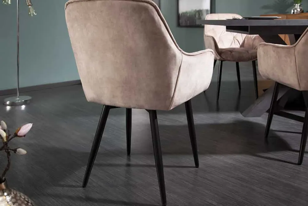 Riess-Ambiente Stühle|Samt Möbel > Design Stuhl MILANO champagner beige Samt mit Armlehne gepolstert schwarze Metallbeine