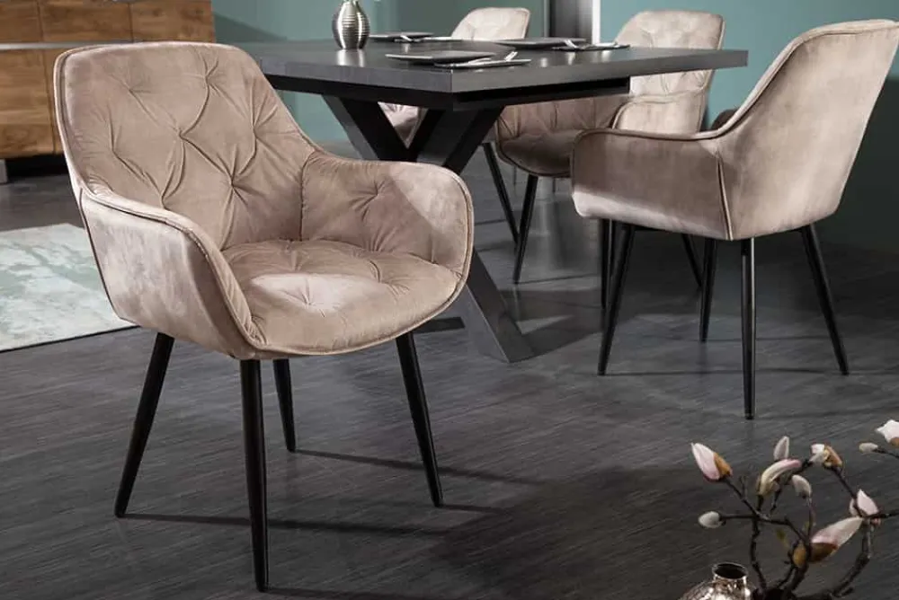 Riess-Ambiente Stühle|Samt Möbel > Design Stuhl MILANO champagner beige Samt mit Armlehne gepolstert schwarze Metallbeine