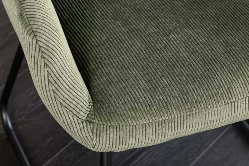 Riess-Ambiente Retro Möbel|Stühle > Design Stuhl MUSTANG grün Cord mit Armlehne schwarz Metallgestell