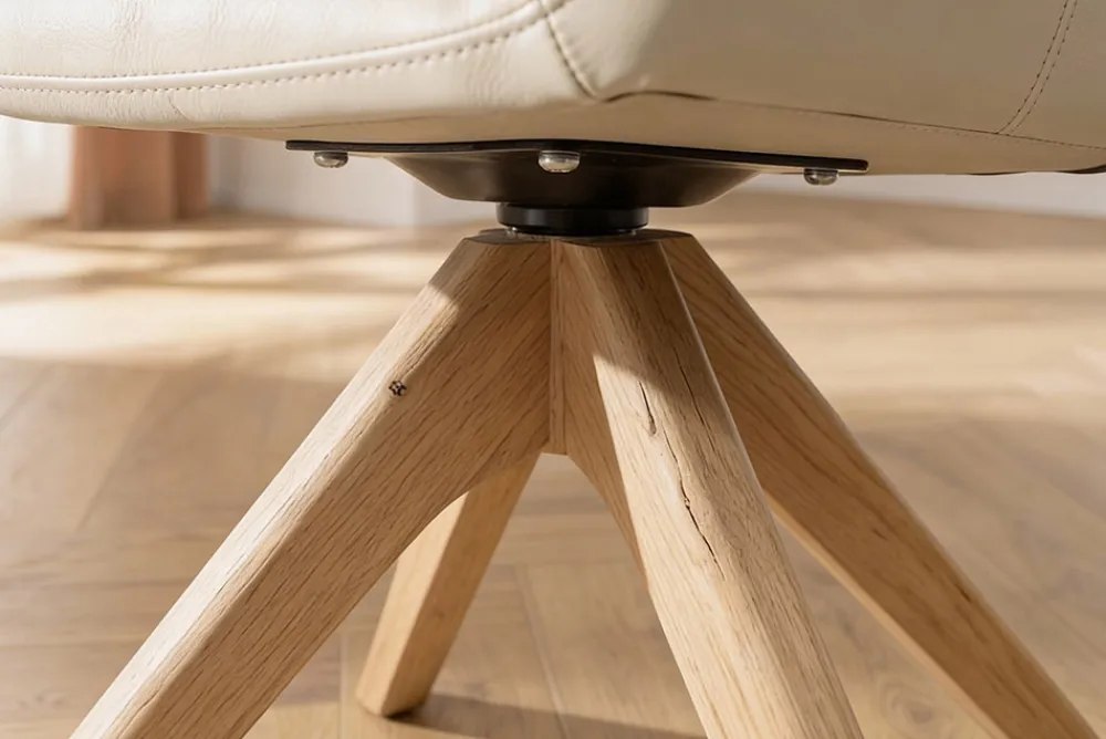 Riess-Ambiente Skandinavisch|Stühle > Drehbarer Stuhl ALMARA beige sand Echtleder 360° Taschenfederkern natur Eiche Massivholz