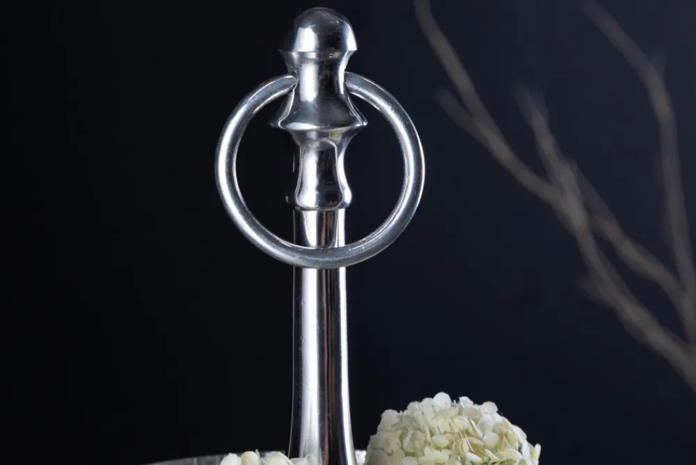 Riess-Ambiente Etageren & Tabletts > Elegante Etagere ORIENT 65cm silber im Wild Hammerschlag Design mit drei Etagen