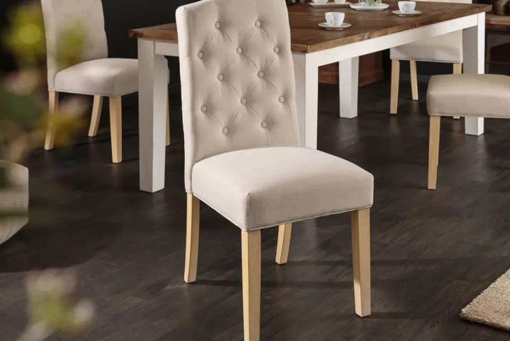 Riess-Ambiente Stühle > Eleganter Stuhl CASTLE beige mit Chesterfield Steppung im Landhausstil