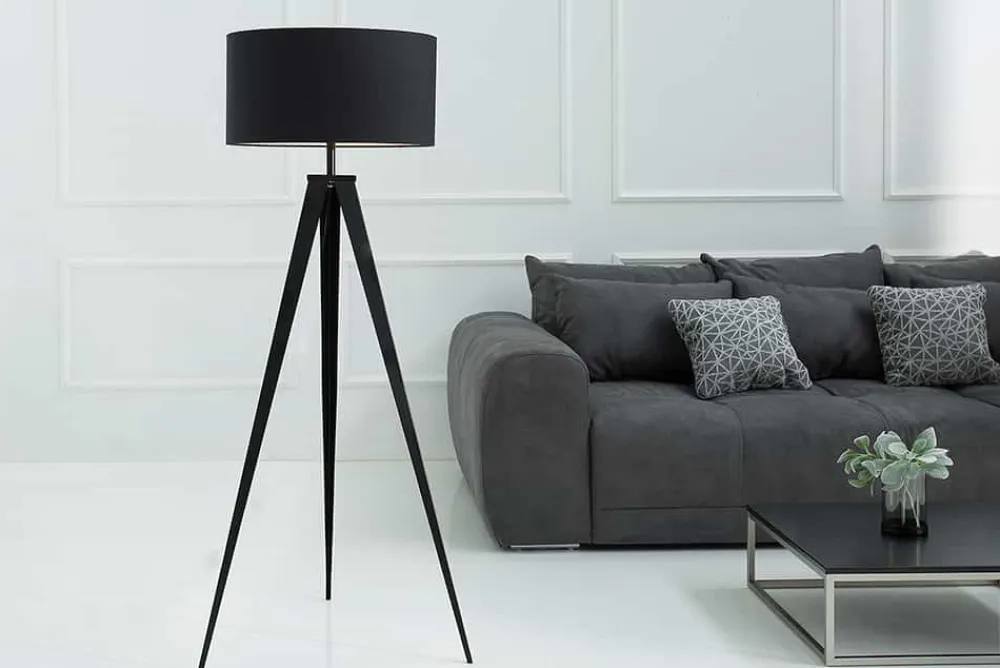 Riess-Ambiente Retro Möbel|Stehleuchten > Elegante Stehlampe TRIPOD 145cm schwarz Retro Stehleuchte