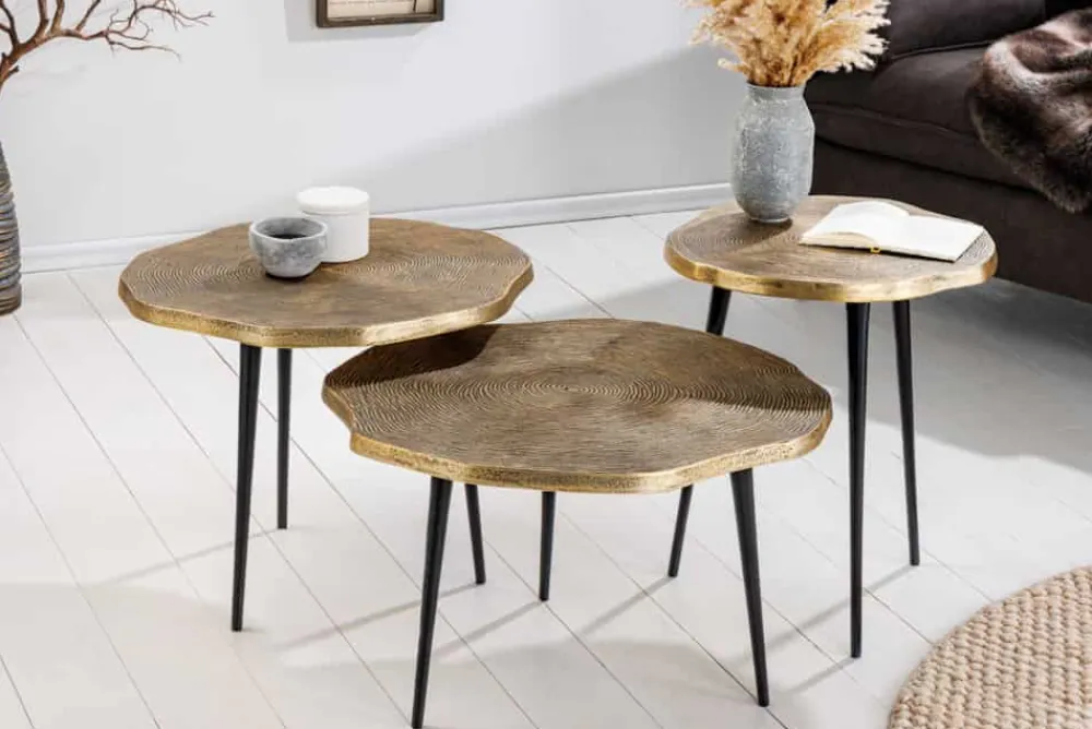 Riess-Ambiente Beistelltische|Goldene Möbel > 3er Set Beistelltische ORGANIC 60/50/40cm antik messing Metall rund Baumstamm schwarze Beine