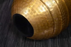 Riess-Ambiente Dekoration|Goldene Möbel ><noscript><img width=