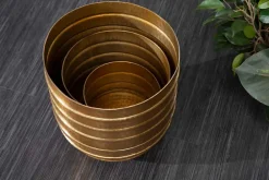 Riess-Ambiente Dekoration|Goldene Möbel ><noscript><img width=