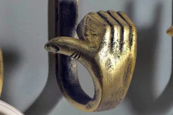 Riess-Ambiente Dekoration|Goldene Möbel ><noscript><img width=