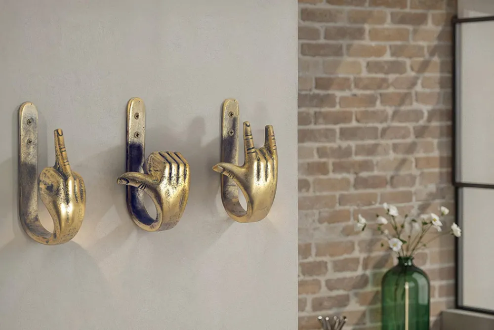 Riess-Ambiente Dekoration|Goldene Möbel > Extravagantes 3er Set Kleiderhaken FINGERS messing Metall-Aluminium Wandgarderobe