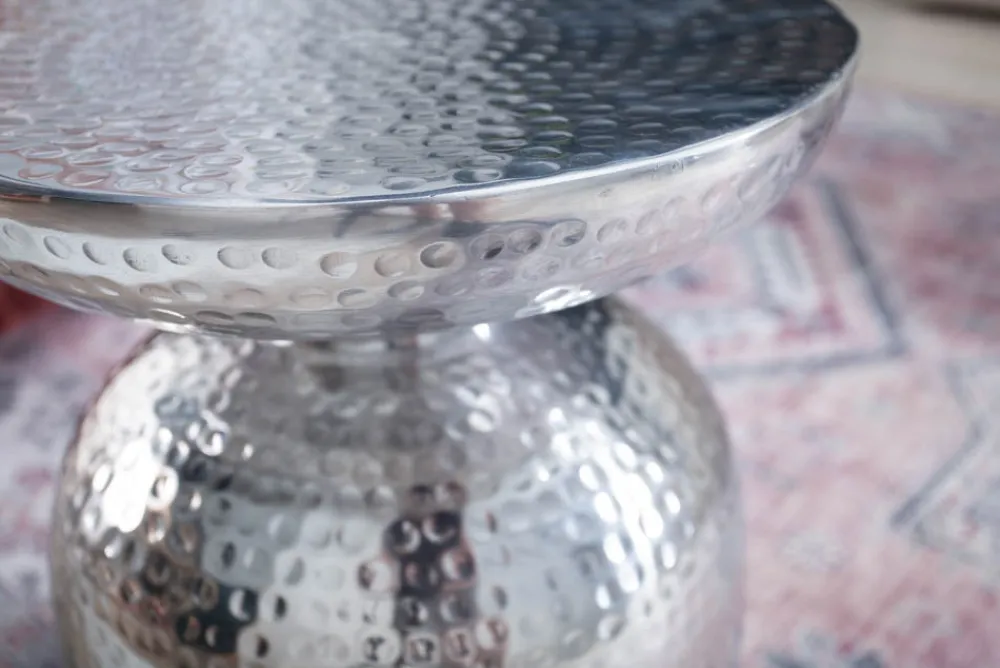 Riess-Ambiente Beistelltische > Handgearbeiteter Beistelltisch ORIENT 50cm silber Metall Hammerschlag Design rund