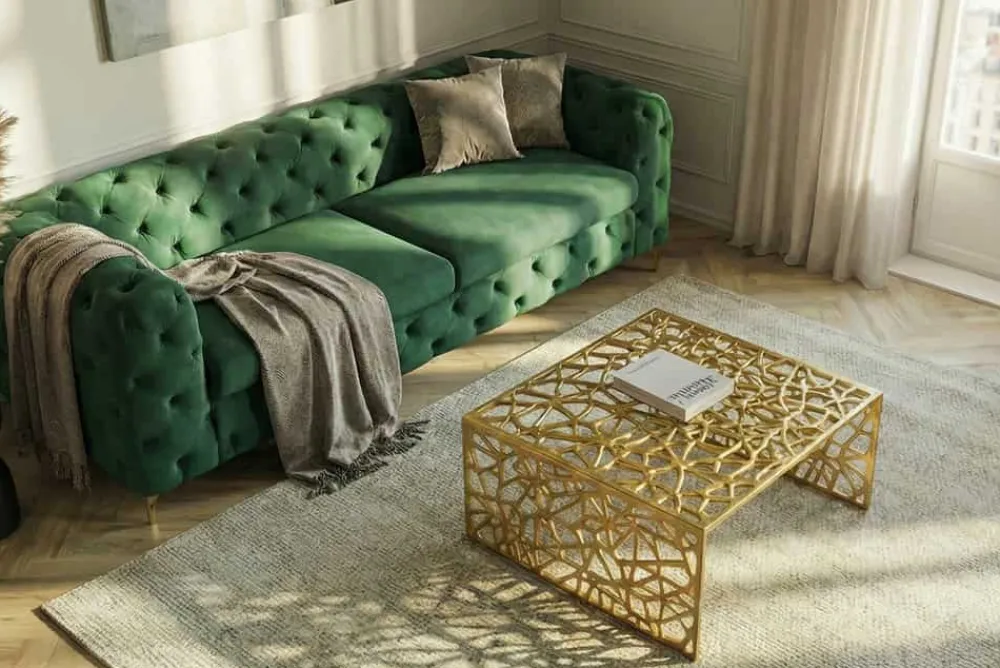 Riess-Ambiente Goldene Möbel|Couchtische & Truhen > Handgearbeiteter Couchtisch ABSTRACT 60cm Alu gold im Gap Design