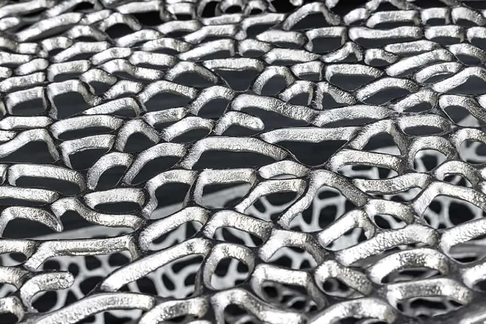 Riess-Ambiente Couchtische & Truhen > Handgearbeiteter Couchtisch ORGANIC 120cm silber Metall Blatt-Design mit Stauraum