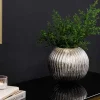 Riess-Ambiente Vasen > Handgefertigte Deko-Vase ELEGANCE 25cm silber Hammerschlag Design
