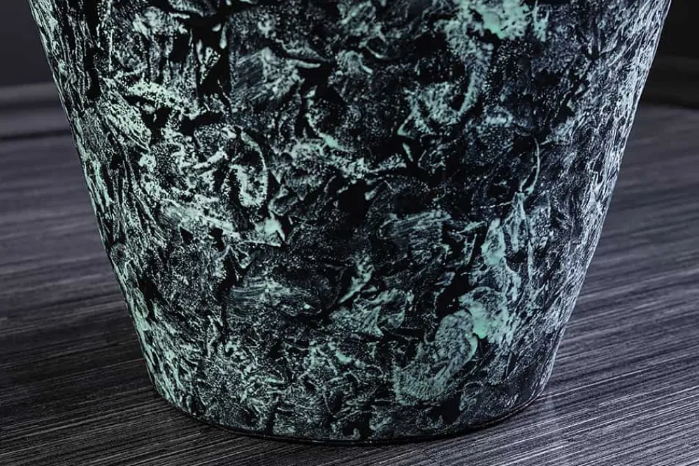 Riess-Ambiente Goldene Möbel|Vasen > Handgefertigte Deko Vase ORIENT M 50cm gold Metall mit Patina Hammerschlag Design