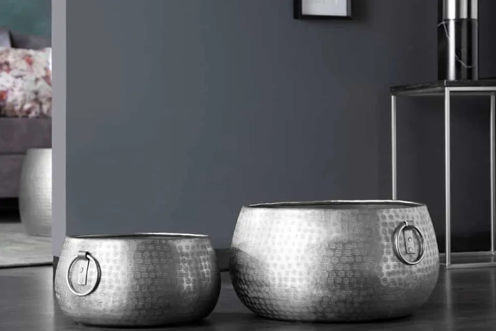 Riess-Ambiente Vasen|Schalen > Handgefertigte Schalen 2er Set ORIENT silber Blumentopf im Hammerschlagdesign