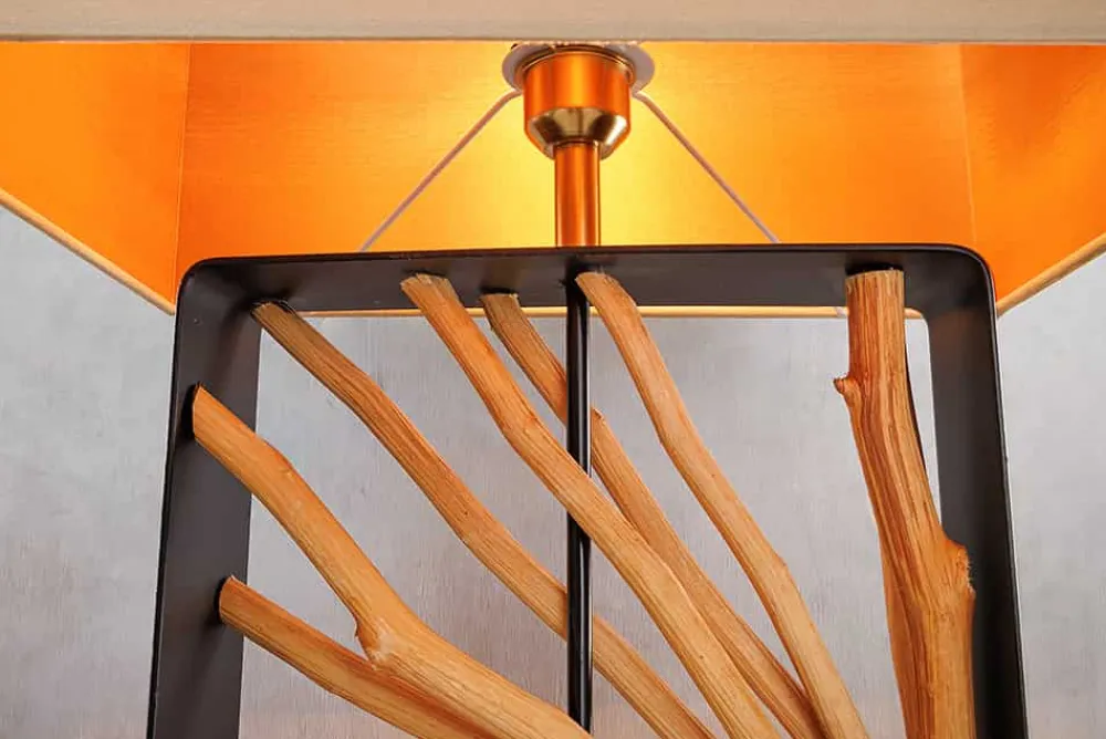 Riess-Ambiente Stehleuchten > Handgefertigte Stehlampe EUPHORIA 165cm natur Longanholz beige mit Lampenschirm