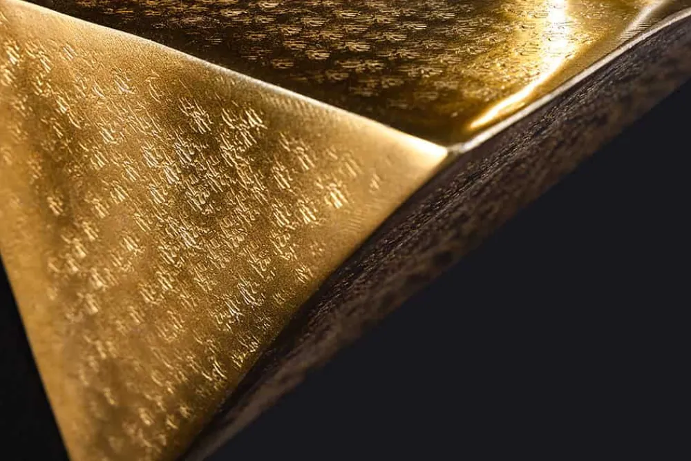 Riess-Ambiente Wandregale|Goldene Möbel > Handgefertigtes Wandregal PYRAMID 40cm gold antik Metall Hammerschlag Design