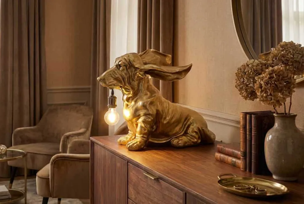 Riess-Ambiente Tischlampen > Handgefertigte Tischlampe DACKEL 70cm gold Hunde-Skulptur