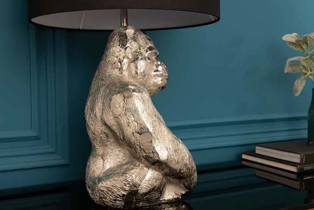 Riess-Ambiente Tischlampen > Handmade Tischlampe KONG 60cm silber Metall Affe Gorilla Dekoleuchte schwarzer Lampenschirm