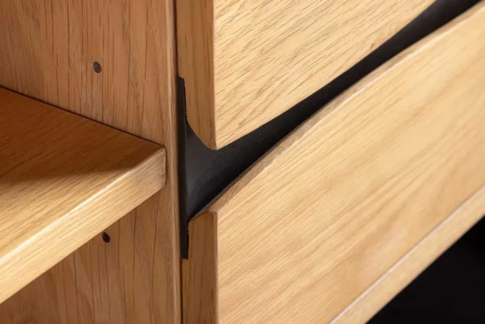 Riess-Ambiente Industrial Loft|Tv- & Lowboards > Hängendes TV-Lowboard LIVING EDGE 160cm natur schwarz Wildeiche geölt Baumkante