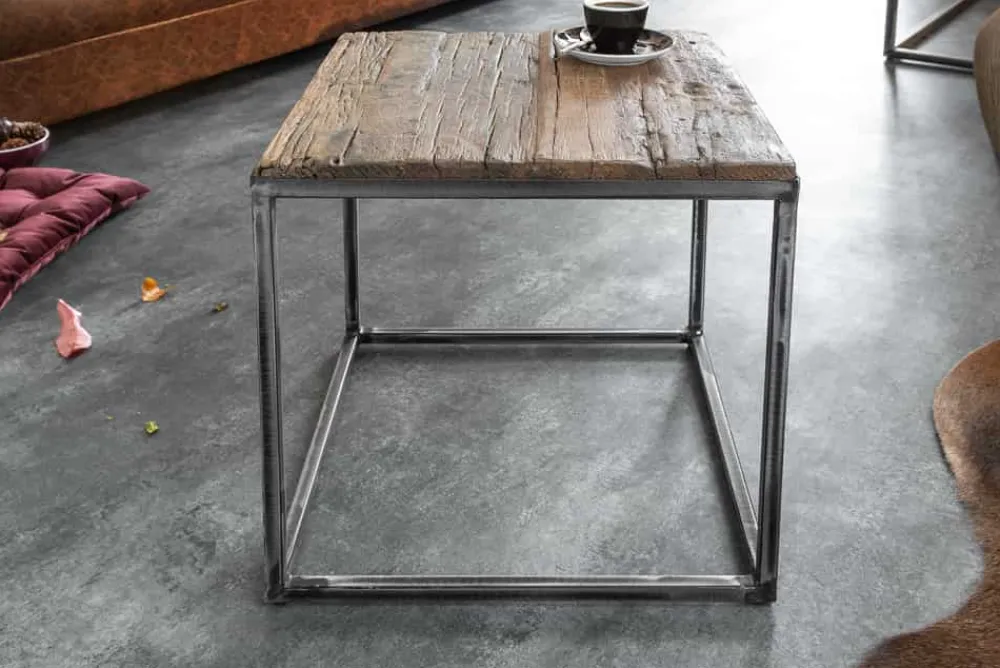 Riess-Ambiente Mehr...|Massivholztische > Industrial Beistelltisch BARRACUDA 40cm recyceltes Massivholz mit geflexten Beinen