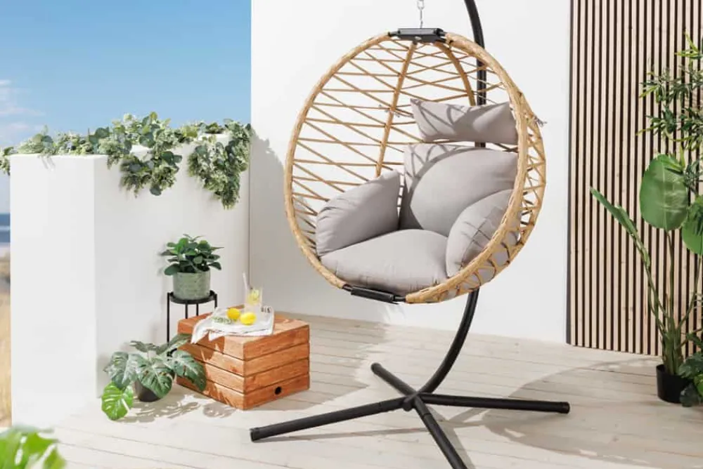 Riess-Ambiente Haus & Garten|Sessel > In- und Outdoor Hängesessel IBIZA natur beige Rattan mit Gestell wetterfest inkl. Kissen