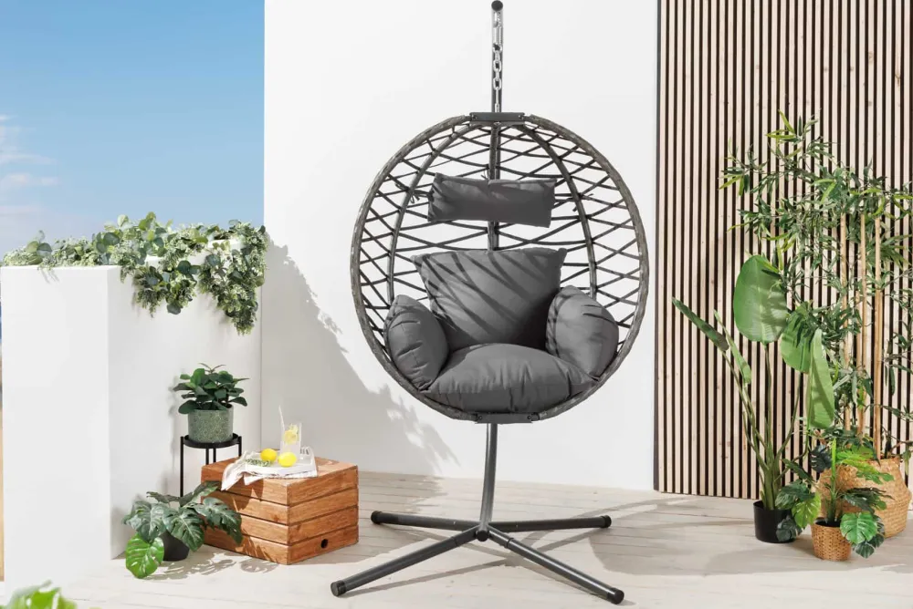 Riess-Ambiente Haus & Garten|Sessel > In- und Outdoor Hängesessel IBIZA anthrazit Rattan mit Gestell wetterfest inkl. Kissen