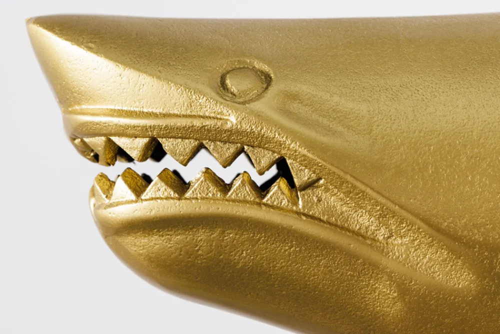 Riess-Ambiente Dekoration > Maritime Skulptur HAI 68cm gold handmade Metall Design Haifisch
