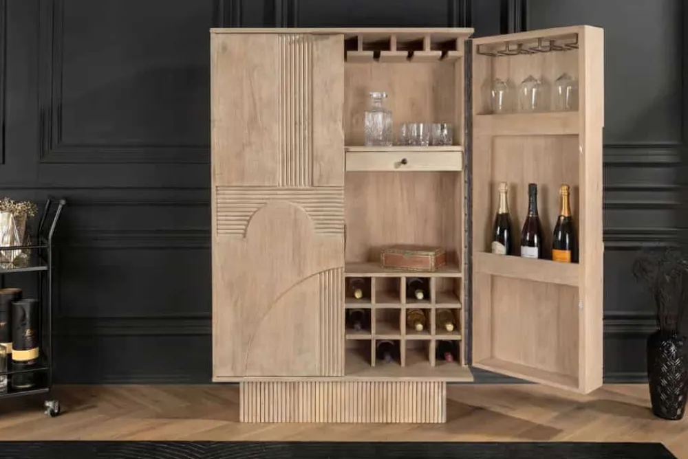 Riess-Ambiente Mehr...|Massivholzschränke > Massiver Barschrank ART DECO 140cm weiß gekälkt Mangoholz 3D-Front Highboard
