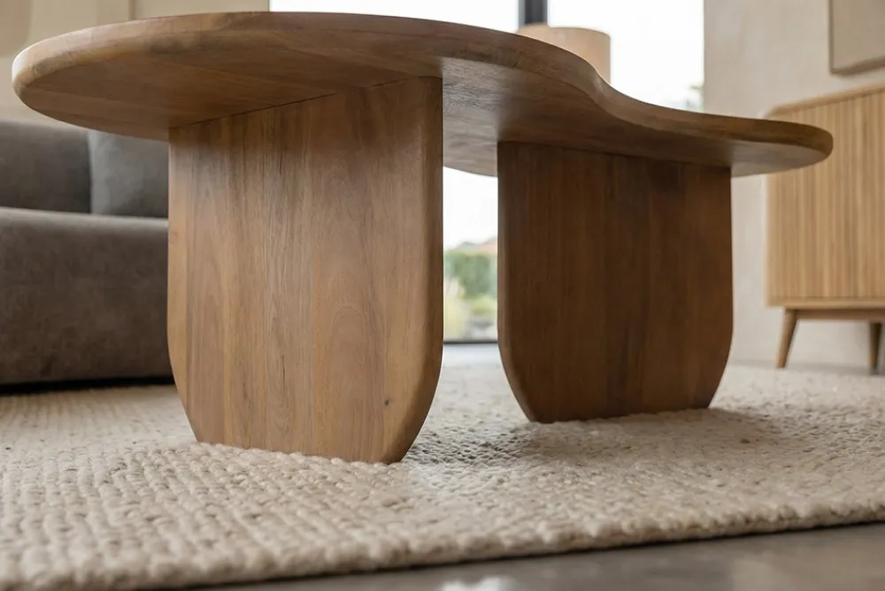 Riess-Ambiente Mehr...|Couchtische > Massiver Couchtisch ORGANIC 120cm natur honey finish Mangoholz organische Form