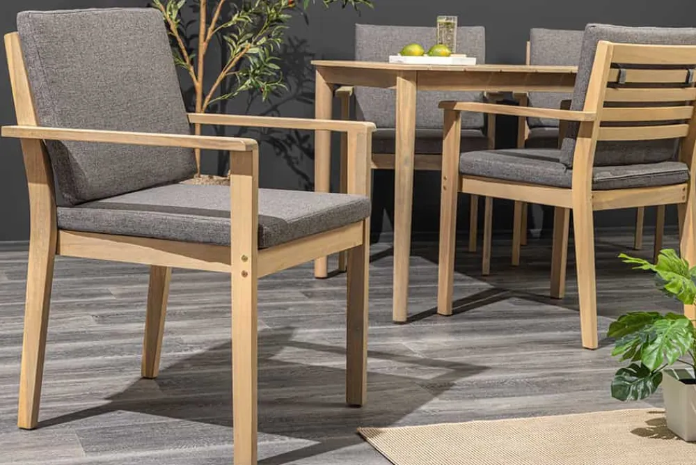 Riess-Ambiente Haus & Garten|Mehr... > Massiver Gartenstuhl KOPENHAGEN natur Akazienholz anthrazit In- und Outdoor inkl. Kissen