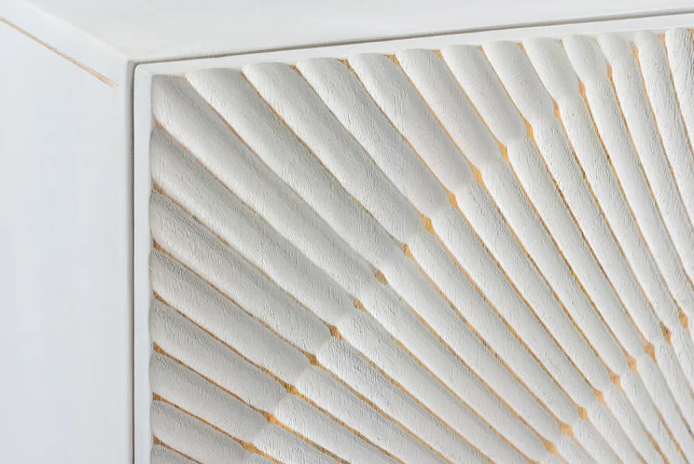 Riess-Ambiente Mehr...|Massivholzschränke > Massives Highboard GOLDEN SUNSET 120cm weiß gold Mangoholz mit 3D Schnitzereien